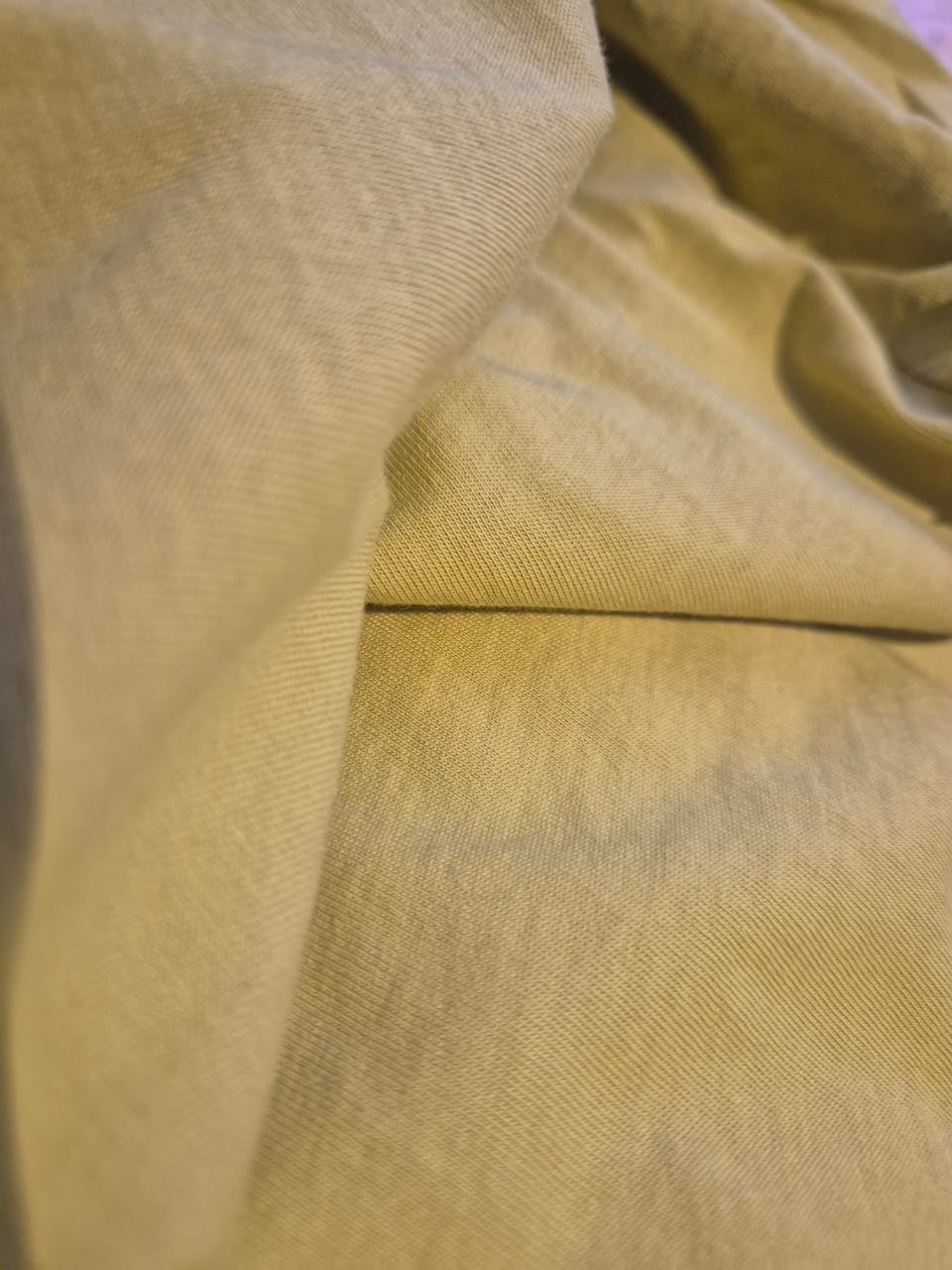 POLERA ASIMÉTRICA VERDE