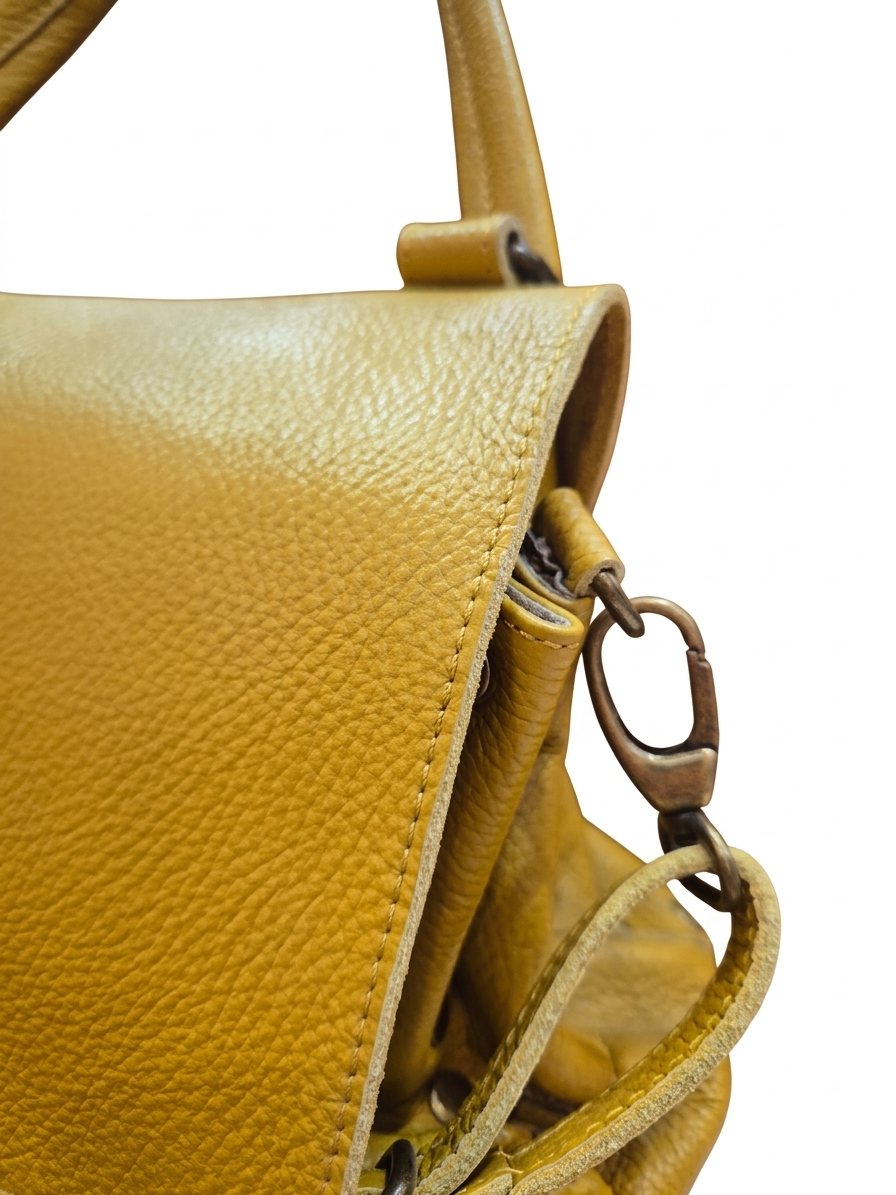 CARTERA MOSTAZA DE CUERO